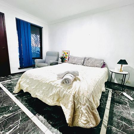 Affordable Beautiful Queen Bedroom Near City Swan River Fremantle University Perth Extérieur photo
